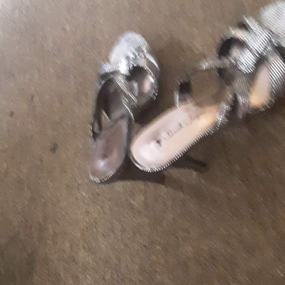 Shoes - Picture 2 of 2